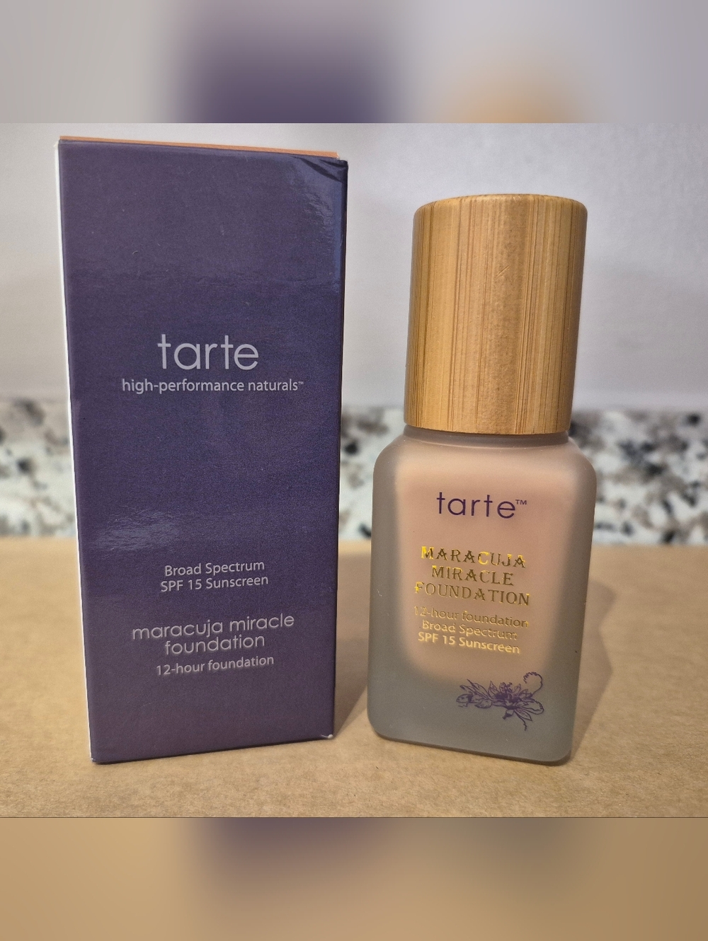 tarte Maracuja Miracle Foundation - Medium Tan